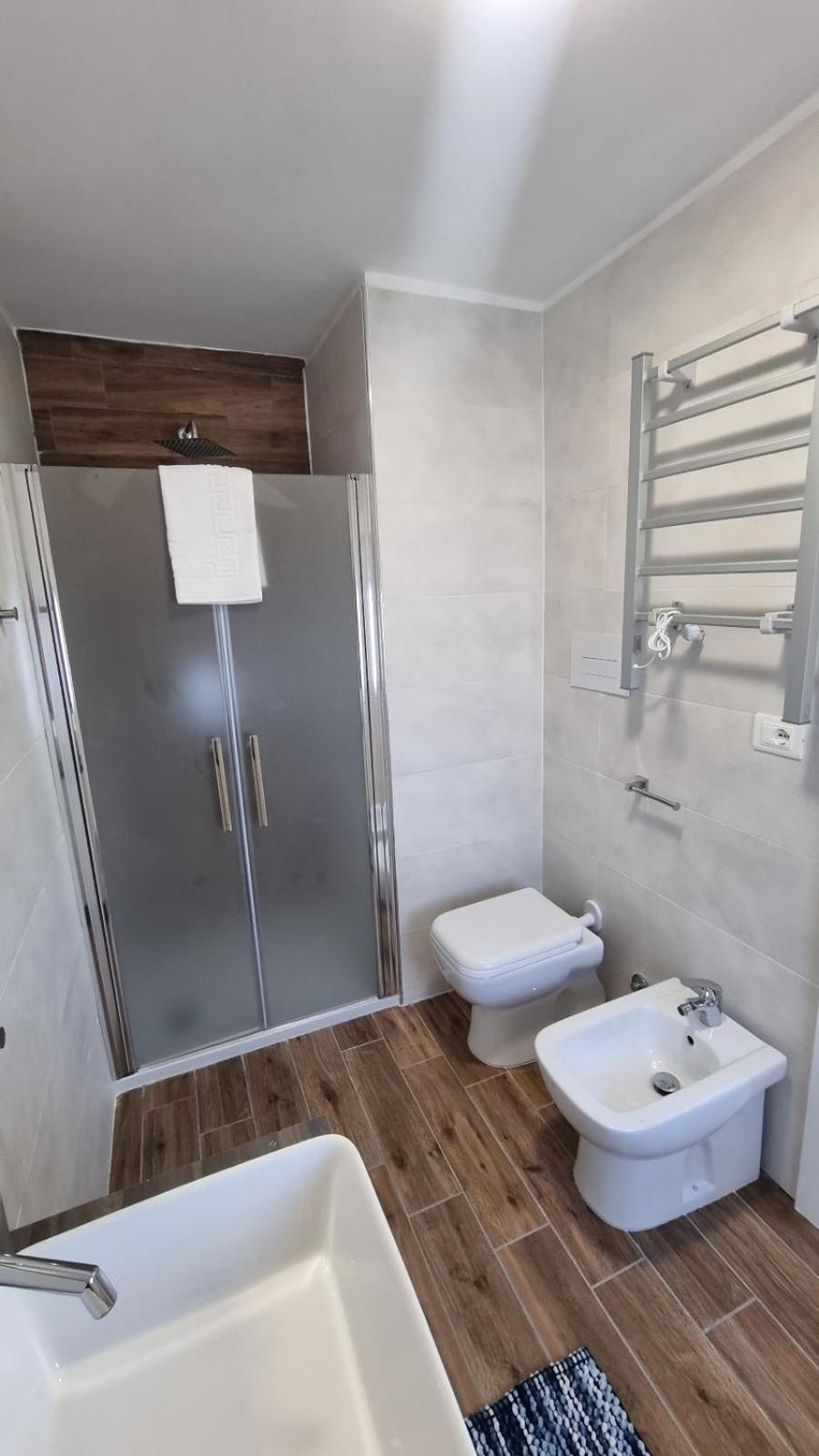 Fly Napoli Bed & Breakfast Bagian luar foto